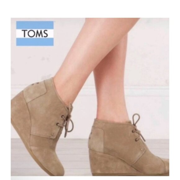 Toms Taupe Suede Womens Wedge Lace-Up Booties Size 8 - Picture 2 of 6